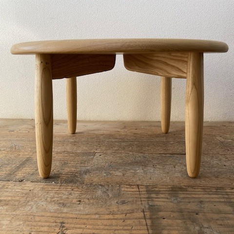 子供 机 キッズ デスク おしゃれ 木製 木育 男の子 女の子 無垢材 国産 栗の木 栗材 インテリア 藤枝家具 遊木舎 TOY 丸 テーブル