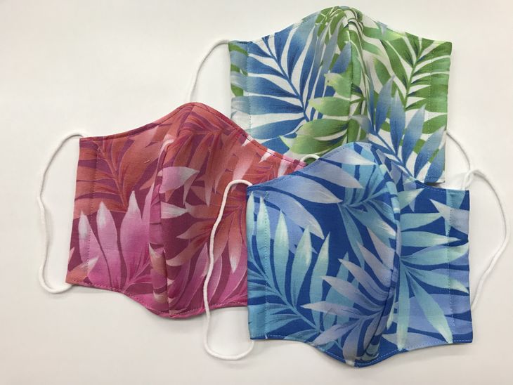 キャシー中島のキルトキット　ウルのタペストリーとマスクキット(3個）セット