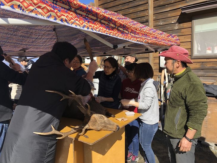 富士山の麓で‘鹿の解体’体験（2～15名）◇【体験　自然】