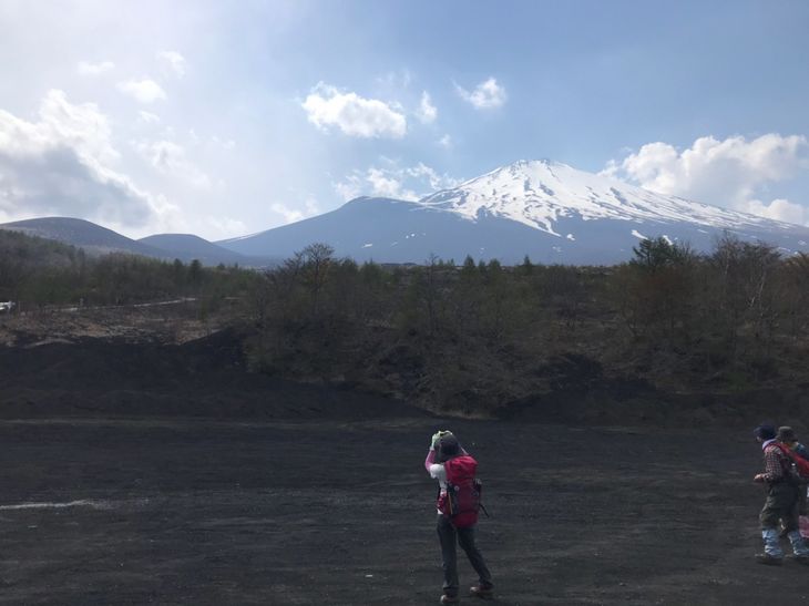 山小屋で昼食＆プロガイド付き富士山五合目トレッキング（3～5名）◇【体験　自然　トレッキング　ハイキング】