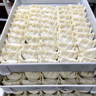 餃子製作所　土竜の御厨餃子（冷凍餃子）　バラエティーセット（小） | ぎょうざ ショウガ 生姜 ニラ しそ おかずストック おつまみ おうちごはん 惣菜 にんにく不使用 寄附額 10000 10000円 1万円 以下 以内