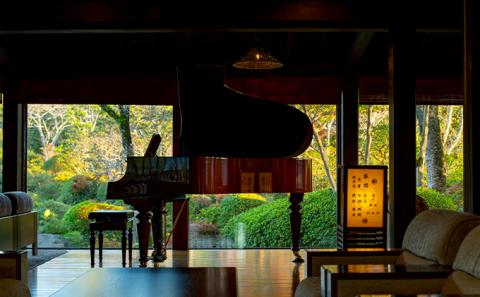 葛城 北の丸 ペア宿泊券（１泊2食 舞コース）家族旅行 人気 厳選 料理 グルメ 家族 夫婦 静岡 旅行 袋井市