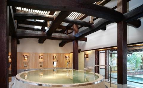 葛城 北の丸ペア宿泊券 1泊2食 饗コース＆ドリンクフリー＆お土産つき【静岡クラウンメロン富士級 1個】メロン 人気 厳選 グルメ 家族 夫婦 静岡 旅行 袋井市