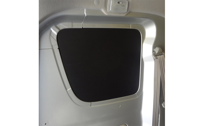 64系　エブリイバン(NV100クリッパー、スクラム、ミニキャブ)　ウィンドウパネル ３面セット