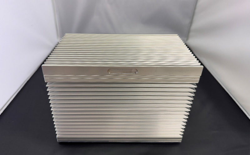 【信号遮断BOX】 リレーアタック スマートキー セキュリティ スキミング 盗難 防止 防犯 電波 遮断 貴重品 ロック 安全 対策