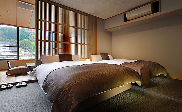 25-004　【〇久旅館】土曜日・休前日２名（１泊２食付）宿泊券 12畳和室