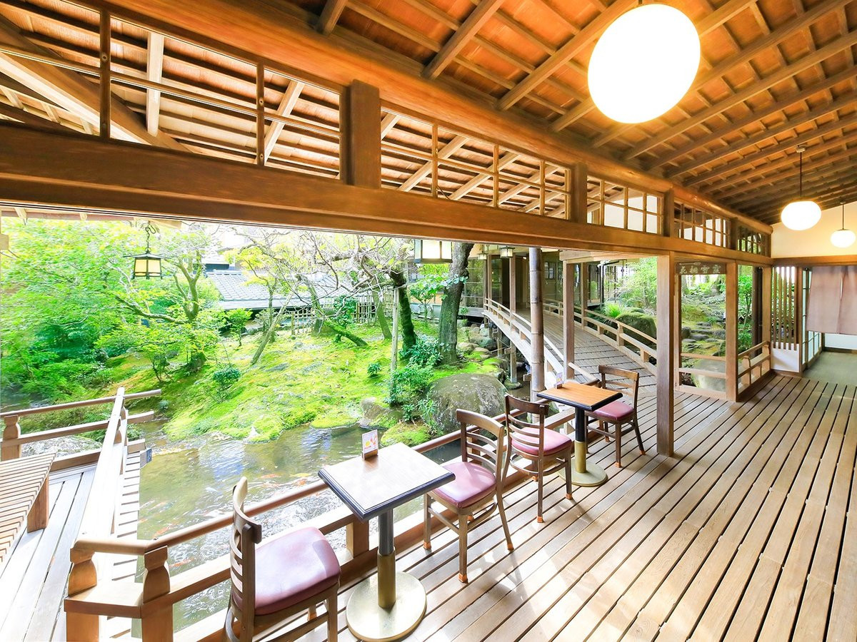 【新井旅館】準特別室 桐の棟 ペア宿泊券 １泊２食付 温泉 食事 癒し カップル 記念日 静岡県 伊豆市 修善寺温泉 国の登録文化財の宿