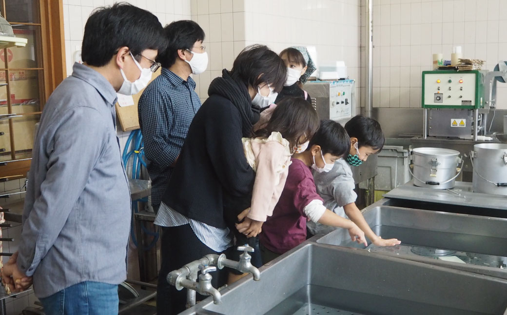 011-008　【季多楽】おたのしみのお土産付！伊豆市産大豆で美味しい豆腐作り体験チケット