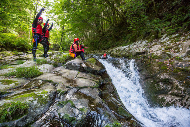 D-022　伊豆の清流でキャニオニング体験（２名様)