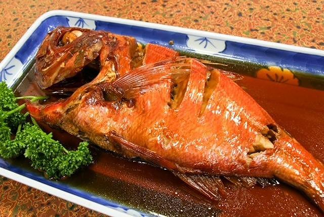 かけ家自慢の金目鯛の煮付け付きペア宿泊券 1泊2食