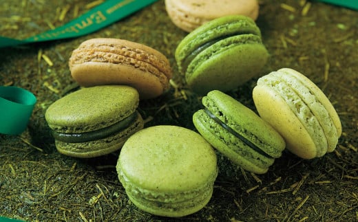 「 菊川深蒸し和カロンBOX 」