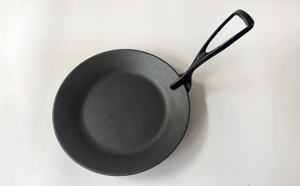 鍛造フライパン （ハンドル・ケース付き）【フライパン】