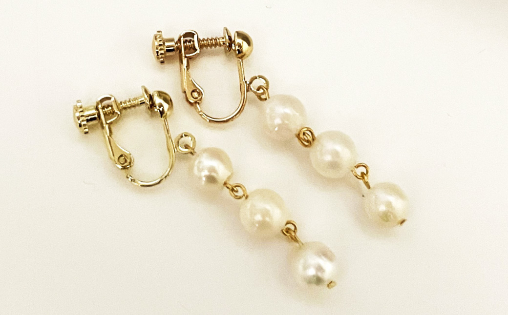 本真珠の3粒 イヤリング【規格外 本真珠 使用】 真珠 しんじゅ パール アクセサリー