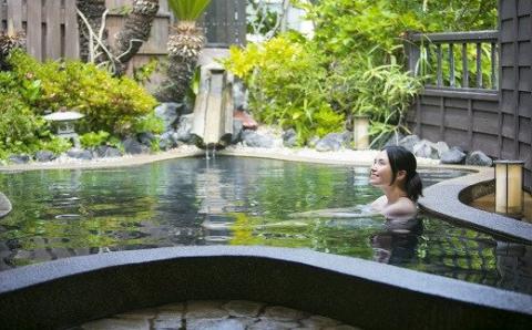 ふたりの湯宿　湯花満開　御宿泊券　F002／チケット　利用券　貸切　温泉　静岡県　東伊豆町