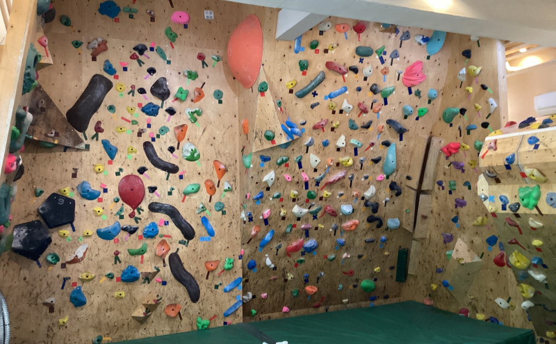 【ボルダリングジム　クラクラ　利用券20枚】インドア スポーツ 運動 体験 遊び チケット