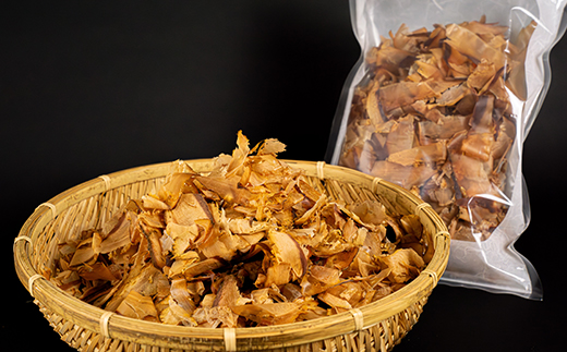 カネサの「厚削り業務用３袋セット」 鰹節 かつお節 厚削り 荒節 大容量 本枯節 削り節 だし 西伊豆 静岡