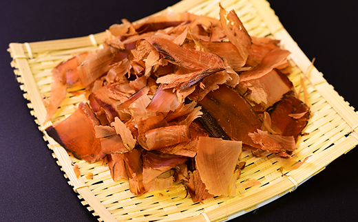 ｶﾈｻの「手火山焙乾づくり　削り節セット」  鰹節 かつお節 厚削り おかか 伝統 カツオ 出汁 西伊豆