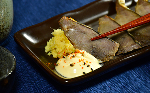 ｶﾈｻの「しおかつお絵本（ありがつお）とカツオ商品詰合せ」 潮かつお 塩鰹  削り節 鰹節 かつお節 伝統 西伊豆