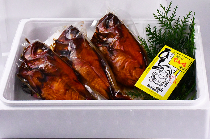 海産屋の「上金目鯛の煮付けセット」 煮付け 金目鯛 魚 海鮮 無添加 ギフト 御中元 御歳暮 伊豆 静岡