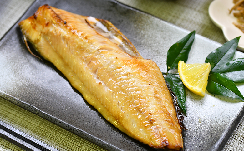 大島水産の「訳あり干物詰合せ18枚以上」 わけあり 冷凍 ひもの 規格外 不揃い 詰め合わせ 詰合せ 伊豆 ギフト 御歳暮 御中元