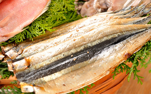 藤文の「ふるさと干物セット　22枚」 金目鯛 さば 秋刀魚 あじ 鯵 ひもの みりん干し 選べる 冷凍 伊豆 ギフト 御歳暮 御中元