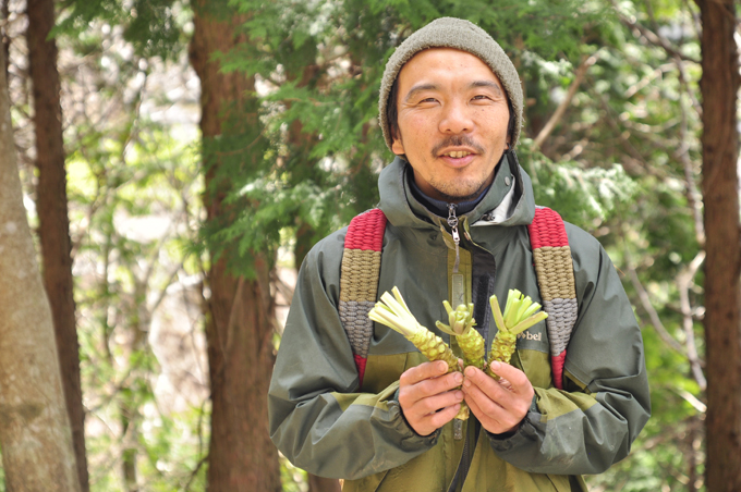 【世界農業遺産認定】西伊豆町の本わさび・おろし金セット（岡原わさび） 天城山 清流 サメ吉 お刺身 さしみ ステーキ 薬味 冷蔵 伊豆 ギフト お歳暮 お中元