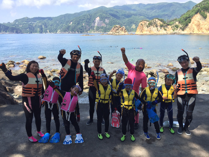子供も大人も一緒に楽しめるスノーケリング♪☆写真無料プレゼント☆（黄金崎公園ビーチ） シュノーケリング マリンスポーツ アクティビティ 海 体験