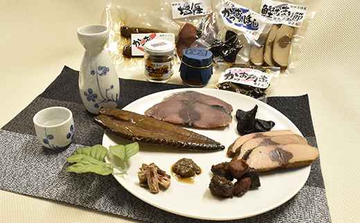 田子丸の「鰹珍味 詰め合わせ」 鰹 かつお カツオ はらも ジャーキー ほし 鰹角煮 切り身 焼塩鰹 なまりスライス 塩辛 常温 伊豆 ギフト 御歳暮 御中元