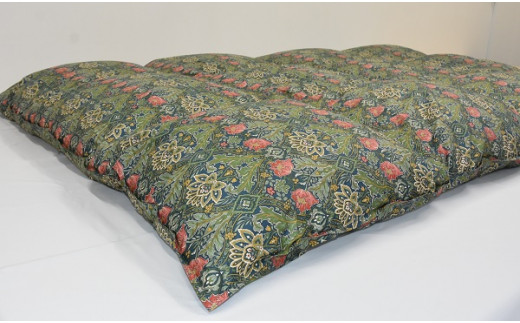 1Y2　２層式キルト羽毛掛けふとん　ポーランド産マザーホワイトグースダウン93％　色　ブルー系　柄おまかせ