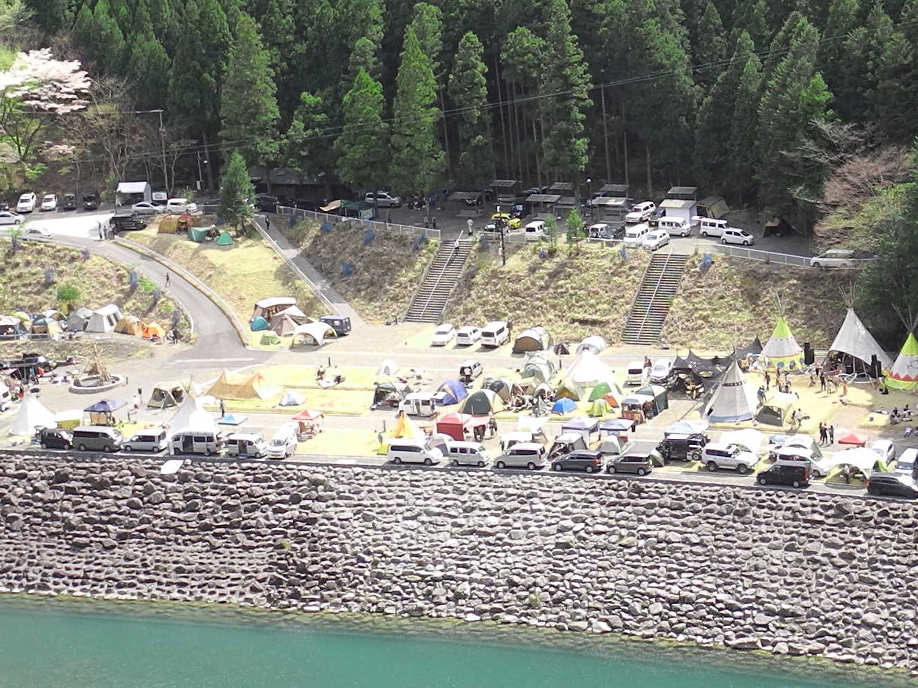 川根本町「アプトいちしろキャンプ場」利用券（先行予約権付）