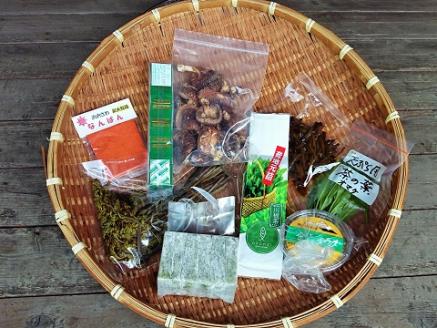 季節の地場産品セット