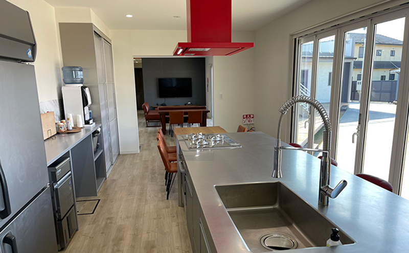 【一棟貸し別荘】カネトヨベース　1泊2日利用券　宿泊12名様まで