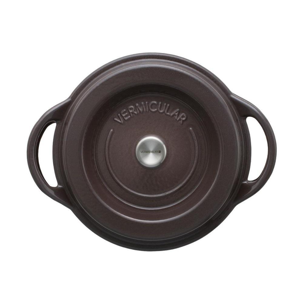 バーミキュラ オーブンポットラウンド18cm（パールブラウン） | 鍋 なべ 調理器具 VERMICULAR エナメル加工 キッチン用品 高級感 おしゃれ 人気 おすすめ 無水調理 焼き料理 グリル料理 朝食 卵料理 パン料理 ヘルシー 長持ち ギフト プレゼント 送料無料