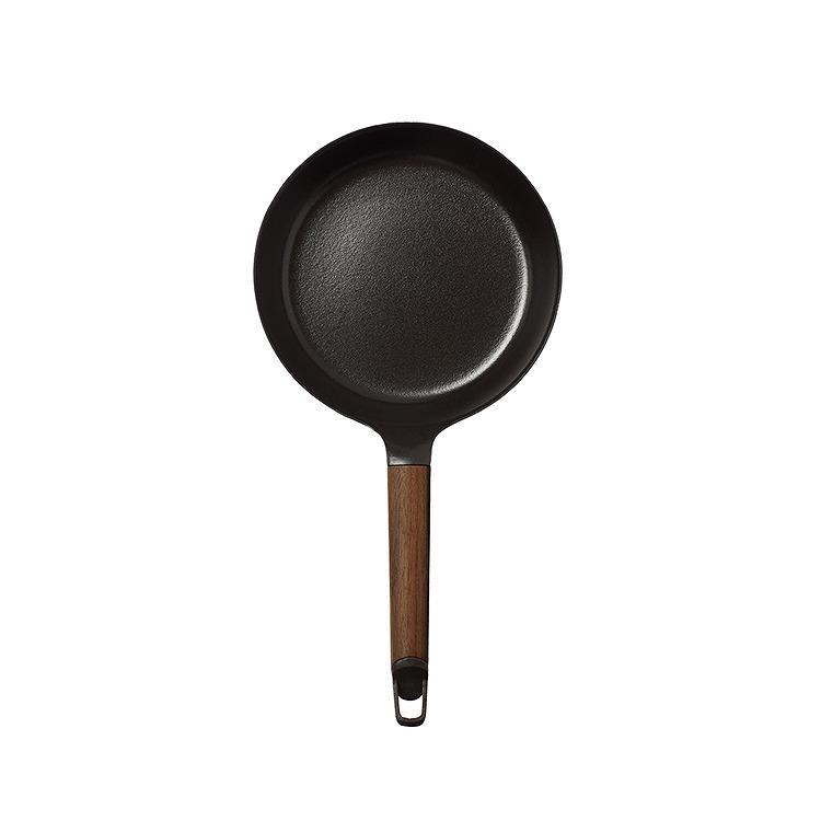 バーミキュラ フライパン20cm（ウォールナット）＋専用リッド | フライパン バーミキュラ 調理器具 エナメル加工 キッチン用品 VERMICULAR 高級感 おしゃれ 人気 おすすめ 無水調理 焼き料理 グリル料理 朝食 卵料理 パン料理 ヘルシー 長持ち ギフト プレゼント 送料無料