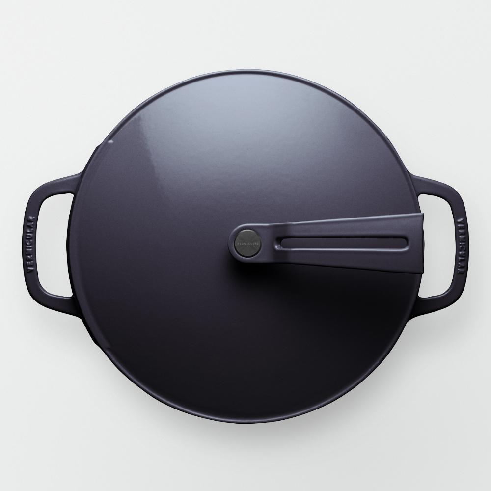 バーミキュラ オーブンポット2 26cm（オーシャンネイビー） | 鍋 なべ ホーロー鍋 調理器具 キッチン用品 VERMICULAR ガス火 ガス IH IH対応 エナメル加工 高級感 おしゃれ 無水調理 煮込み 蒸し 焼き 長持ち ギフト プレゼント 人気 おすすめ 送料無料