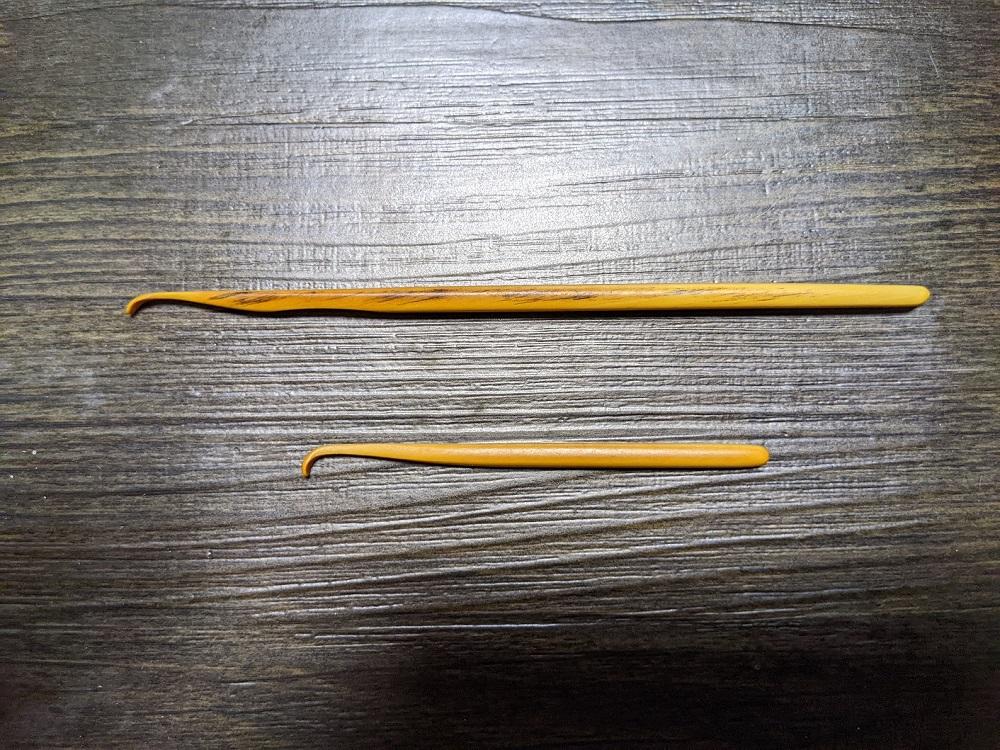 つげ櫛の櫛留商店　本つげ材耳かき（大小セット）