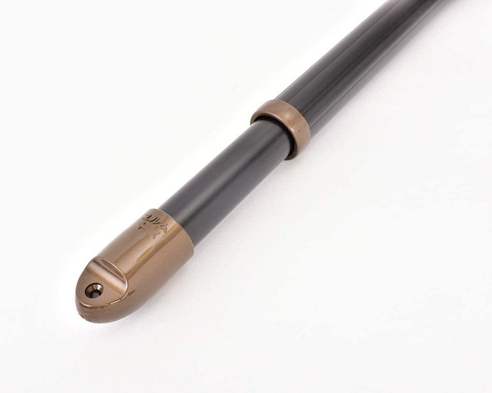 伸縮物干し竿  キャップ色【パールブラウン】（長さ 1.5ｍから2.6m まで伸びる ）ブラック