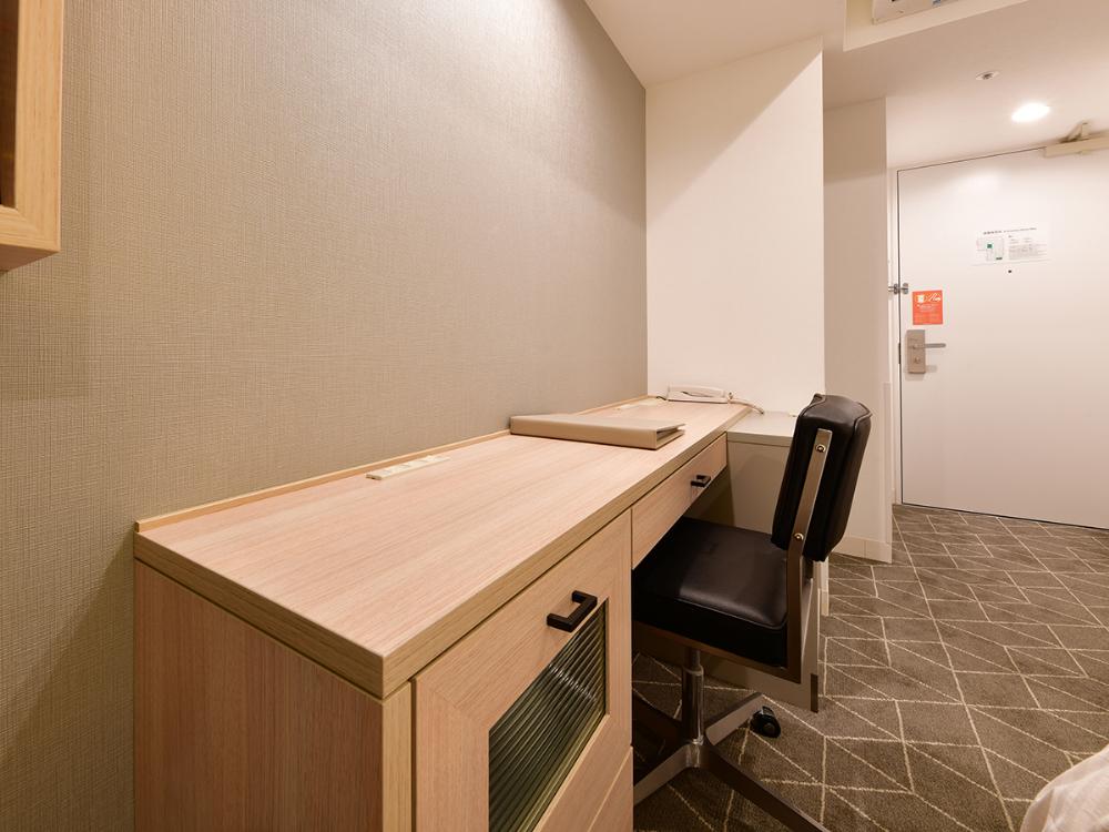 ベッセルイン栄駅前　スタンダードツインルーム　ペア宿泊券(朝食付）＋SORA　GROUP夕食チケット(名古屋市内）