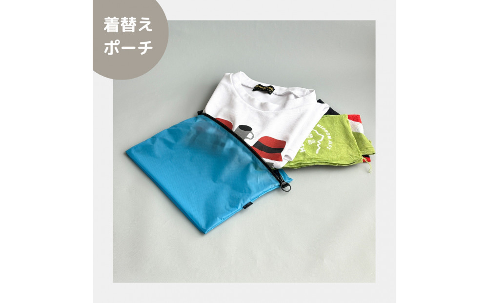 【水色】A5サイズが入る軽いナイロンフラットポーチ　旅行用　着替え