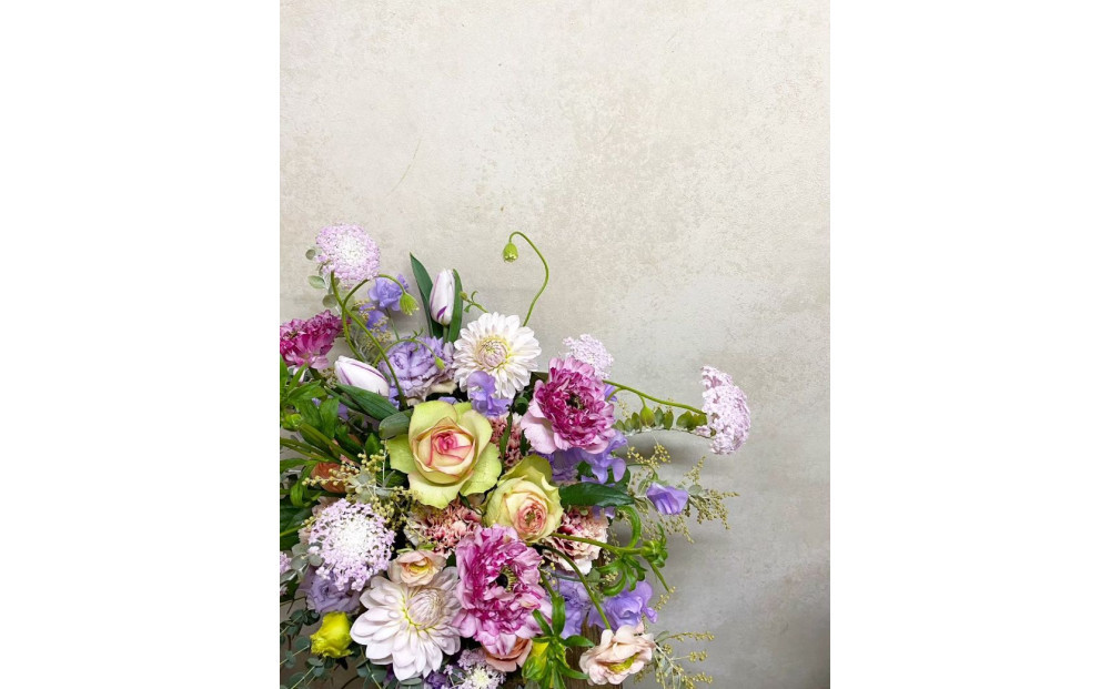 【定期便 3回】季節のお花・おまかせフラワーアレンジ