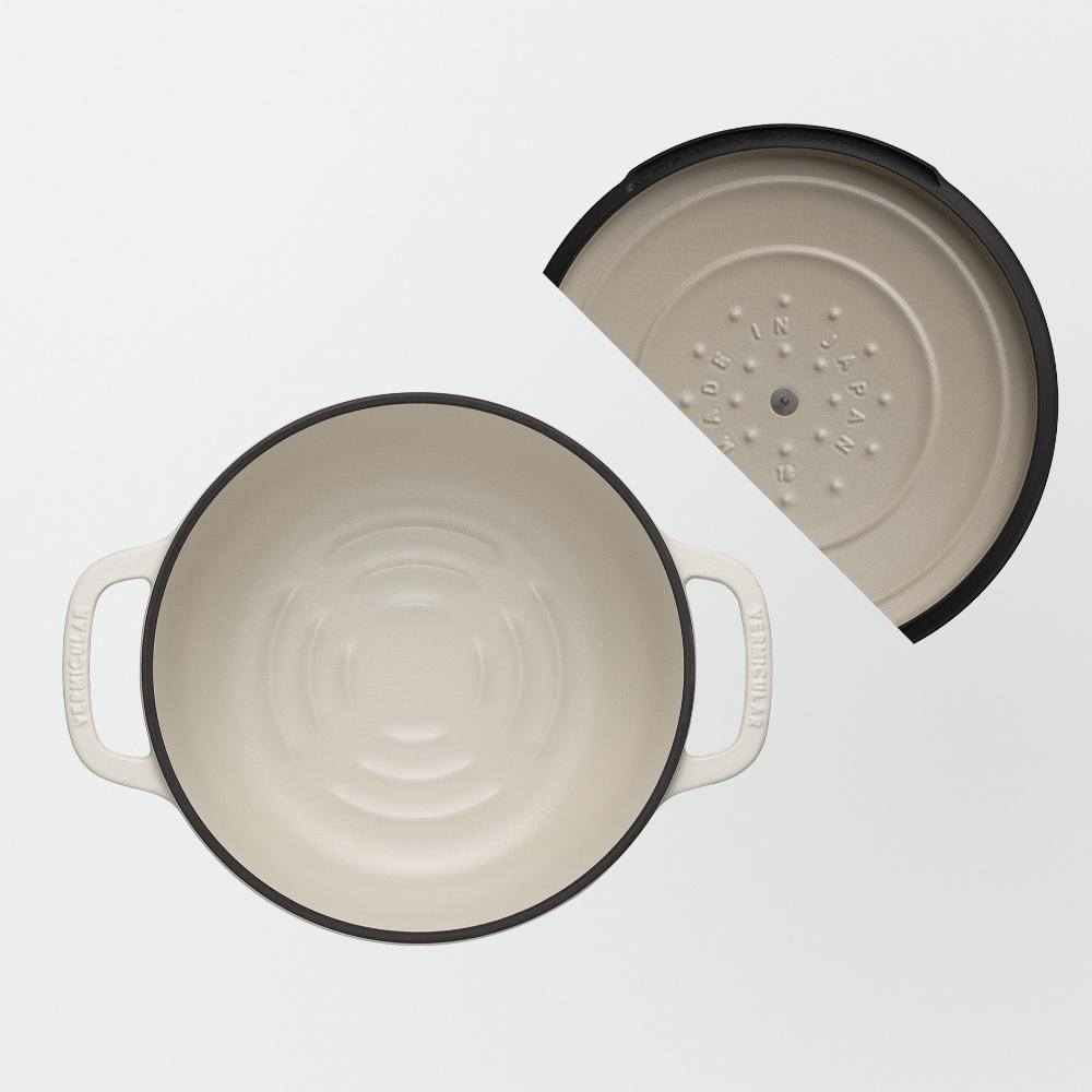 バーミキュラ オーブンポット2 18cm（マットリネンベージュ） | 鍋 なべ ホーロー鍋 調理器具 キッチン用品 VERMICULAR ガス火 ガス IH IH対応 エナメル加工 高級感 おしゃれ 無水調理 煮込み 蒸し 焼き 長持ち ギフト プレゼント 人気 おすすめ 送料無料