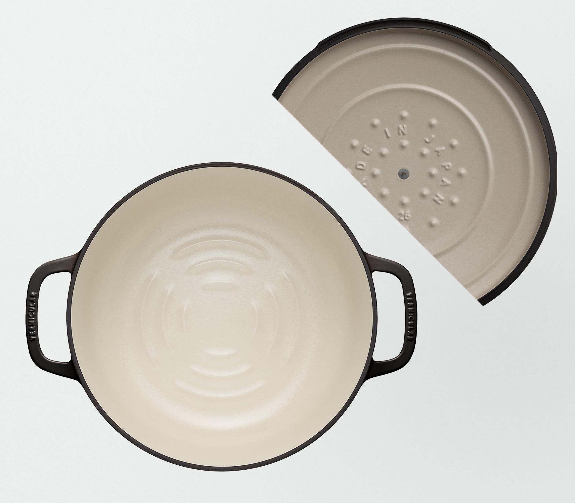 バーミキュラ オーブンポット2 26cm 浅型（ヘーゼルナッツブラウン／セルフスタンディングリッド） | 鍋 なべ ホーロー鍋 調理器具 キッチン用品 VERMICULAR ガス火 ガス IH IH対応 エナメル加工 高級感 おしゃれ 無水調理 煮込み 蒸し 焼き 長持ち ギフト プレゼント 人気 おすすめ 送料無料