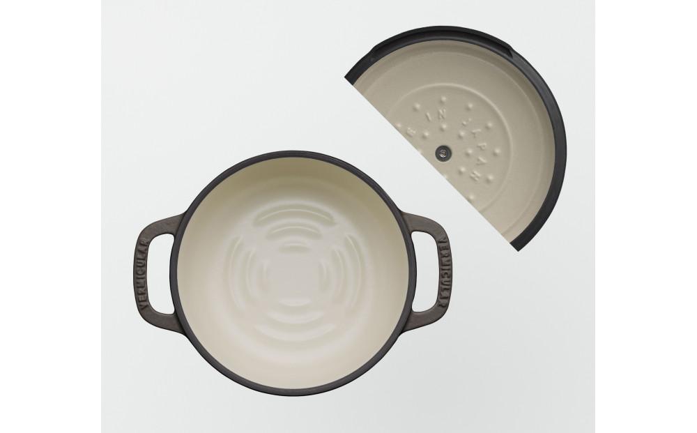 オーブンポット2 MINI 14cm【ヘーゼルナッツブラウン】（セルフスタンディングリッド） | 鍋 なべ ホーロー鍋 調理器具 キッチン用品 バーミキュラ VERMICULAR ガス火 ガス IH IH対応 エナメル加工 高級感 おしゃれ 無水調理 煮込み 蒸し 焼き 長持ち ギフト プレゼント 人気 おすすめ 送料無料