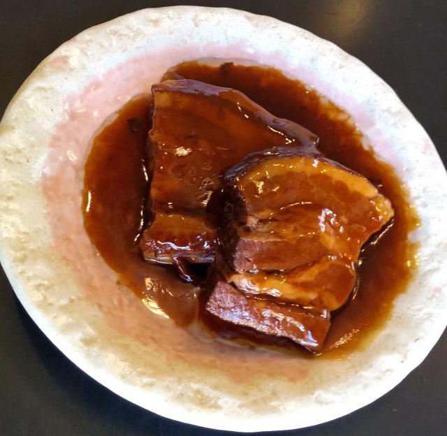 チャイニーズダイニング呵呵　名物　豚の角煮（醤油）2パック、（カレー）2パック