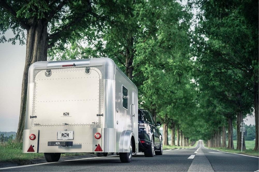 キャンピングトレーラー「X-cabin300」特別パッケージ