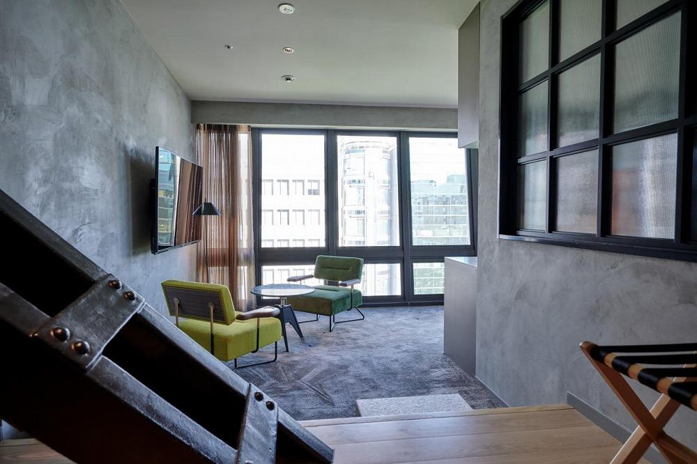 世界初！電波塔に泊まれる「THE TOWER HOTEL NAGOYA」ジュニアスイートルーム ペア宿泊券（1泊2食付）