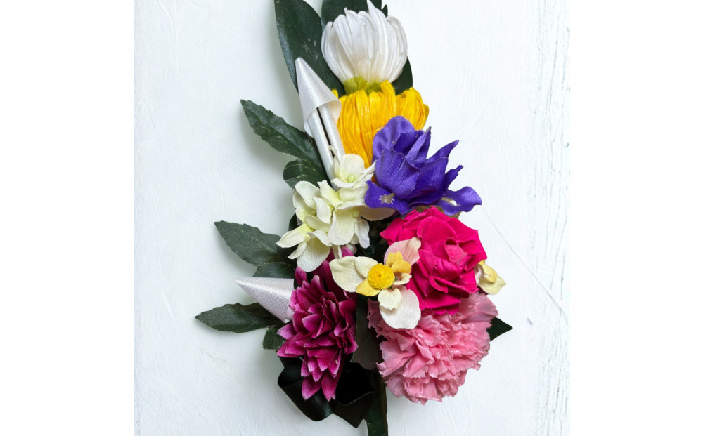 国家検定一級デザイナーのプリザーブドフラワー仏花１基　M