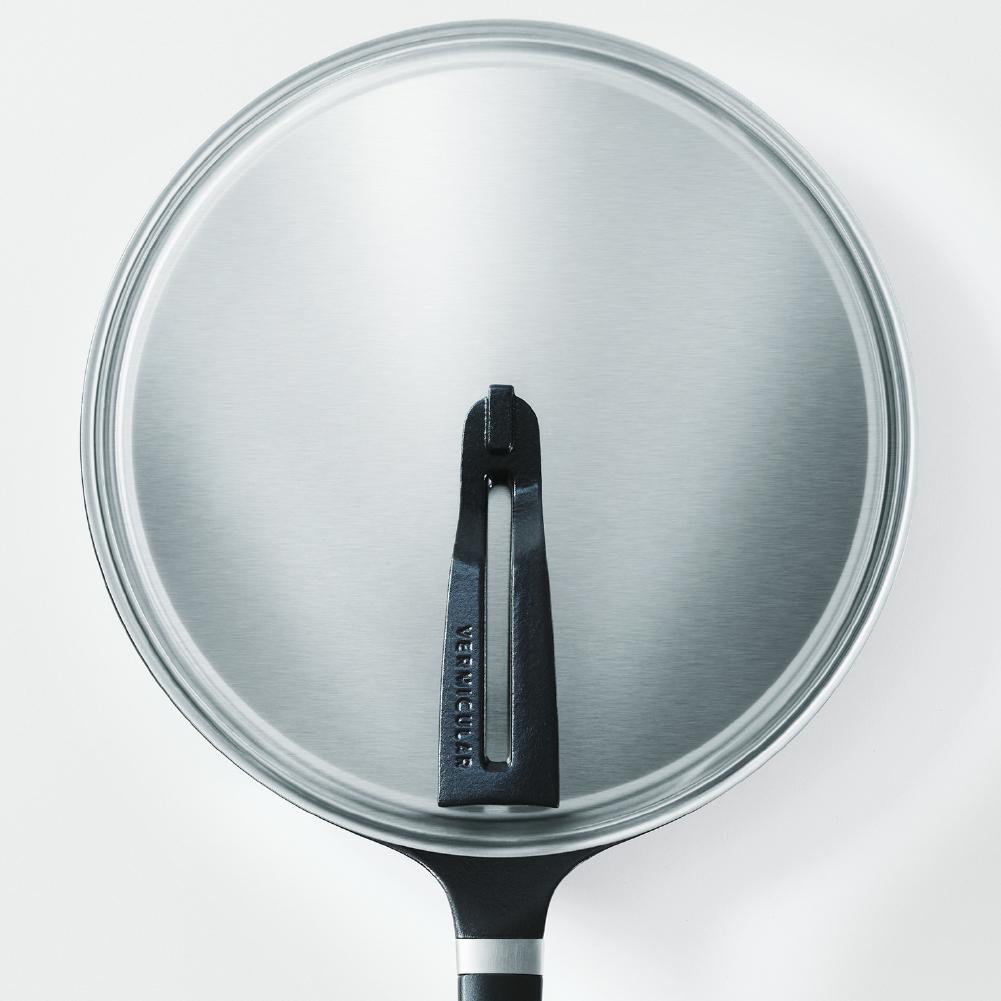 バーミキュラ フライパン オーブンセーフスキレット28cm深型＋専用ステンレスリッドセット | フライパン 調理器具 キッチン用品 VERMICULAR 無水調理 エナメル加工 ガス火 ガス IH IH対応 オーブン対応 高級感 おしゃれ グリル 長持ち ギフト プレゼント 人気 おすすめ 送料無料