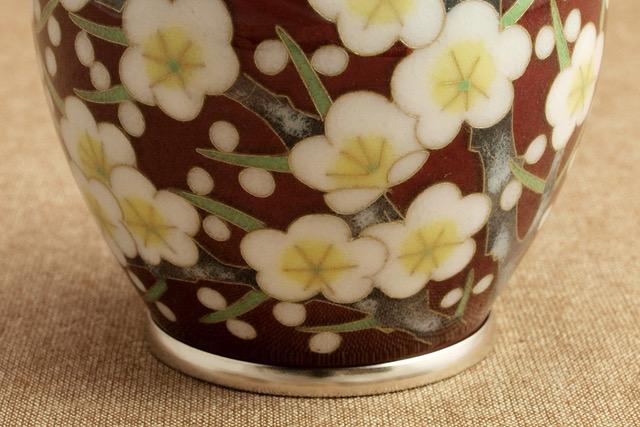 【尾張七宝窯元　加藤七宝製作所】３寸玉形　赤透　梅詰花瓶