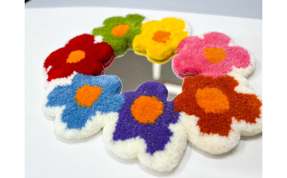 《ミラー 50cm×60cm》タフティング体験【4時間コース】